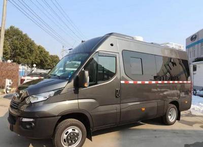 萊比錫灰色，進口依維柯B型房車，你見過沒？