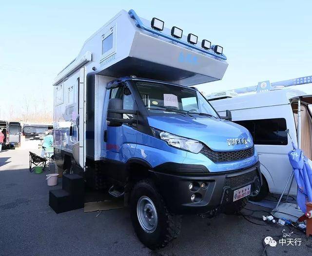 超強(qiáng)越野基因的融合，博微進(jìn)口依維柯4×4房車！
